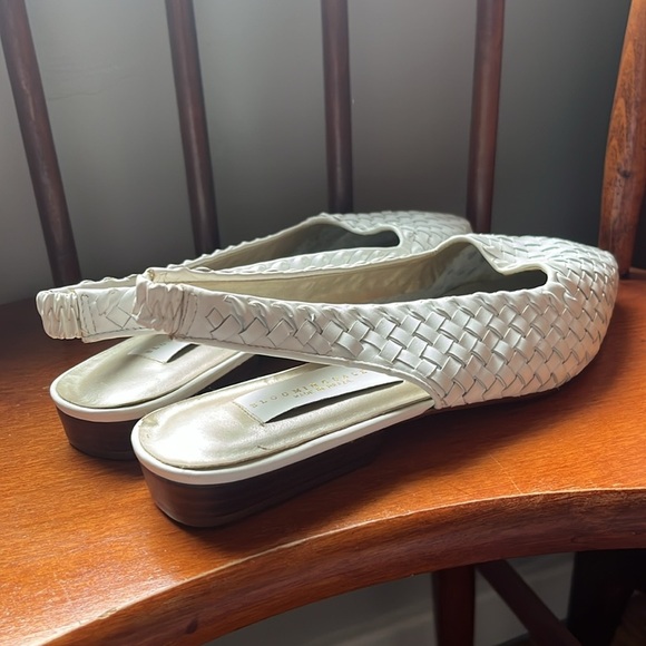 Bloomingdale’s Stevie White Woven Leather Sling-backs Size 8 - Picture 5 of 12